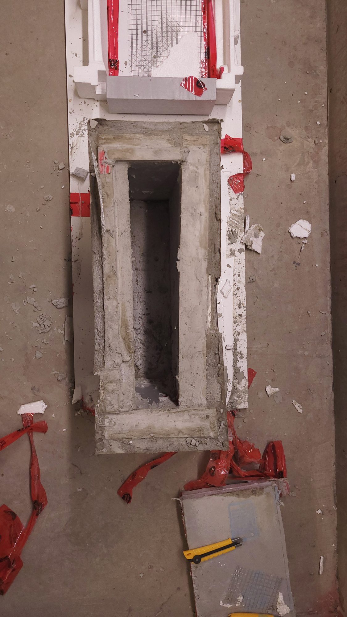 room for tower, tarpaulin, image 12